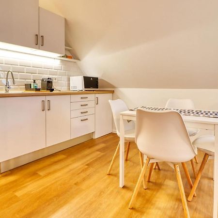 Barka Apartman Eger Luaran gambar