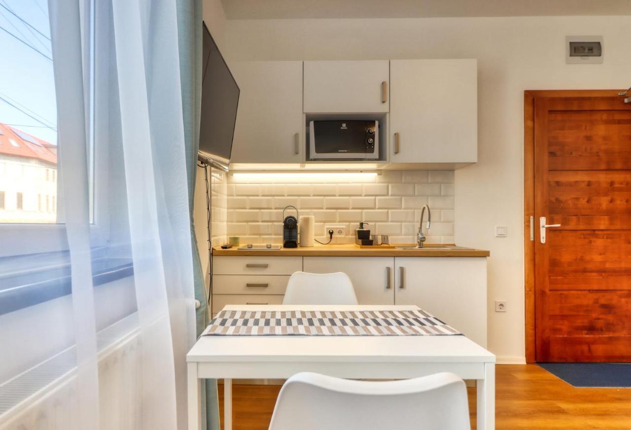 Barka Apartman Eger Luaran gambar