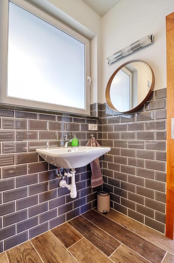 Barka Apartman Eger Luaran gambar
