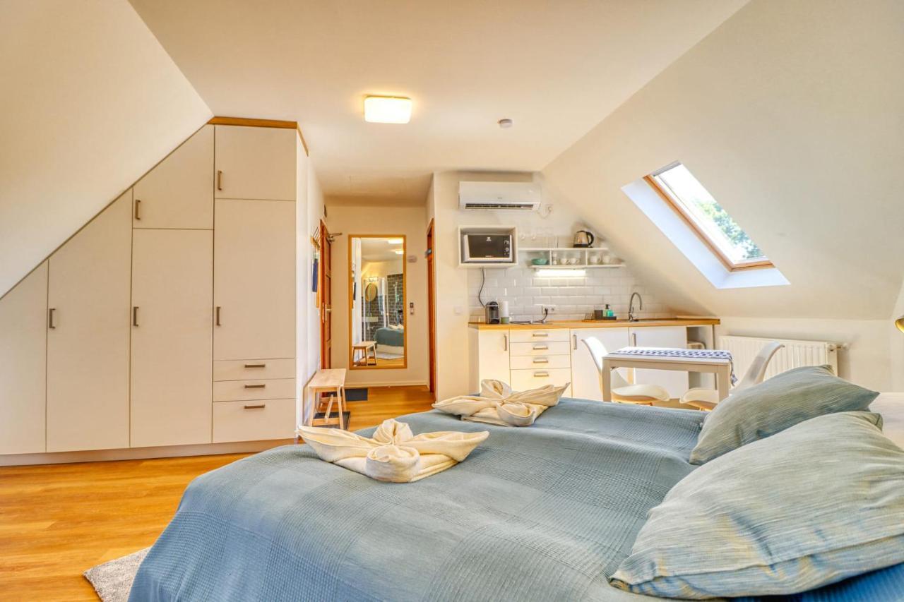 Barka Apartman Eger Luaran gambar
